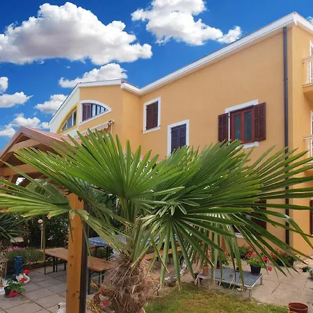 Apartment Fuer 4 Personen Ca 50 Qm In Pula-fondole, Istrien Istrische Riviera *