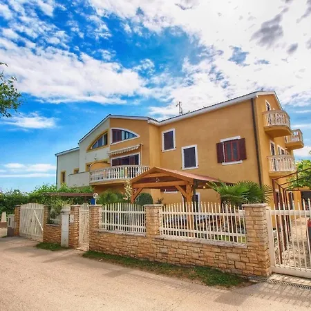 Apartment Fuer 4 Personen Ca 50 Qm In Pula-fondole, Istrien Istrische Riviera *